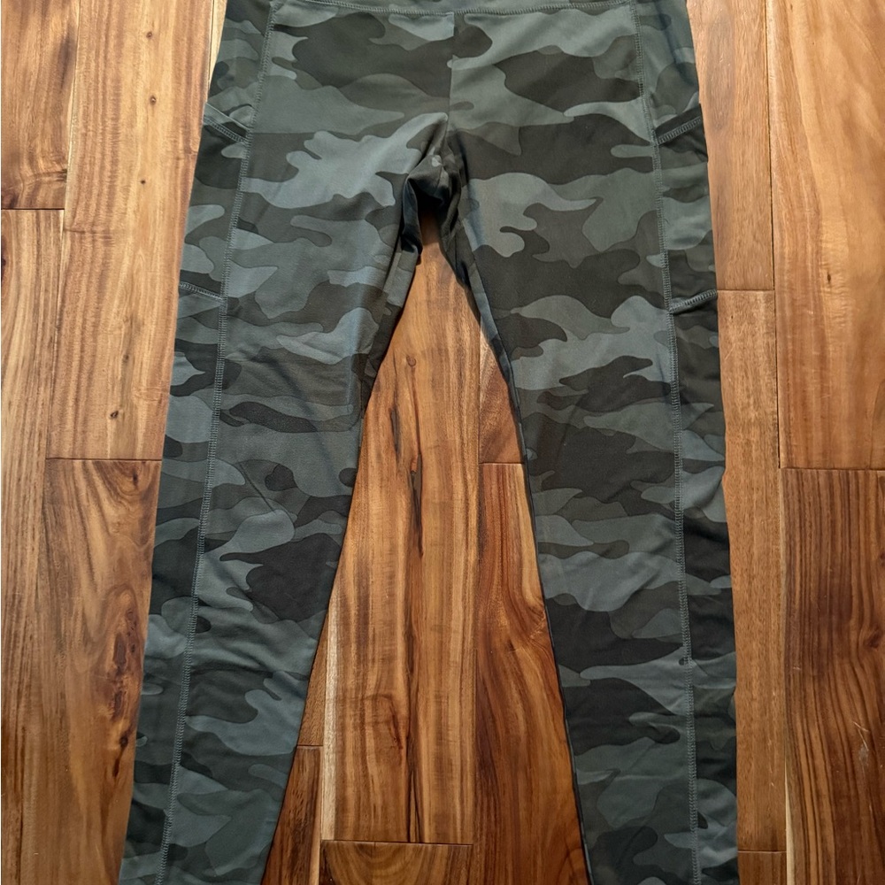 Women’s Camouflage Leggings